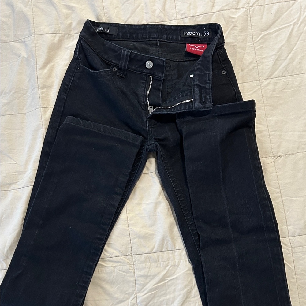 Kimes Women’s Betty Black Jean